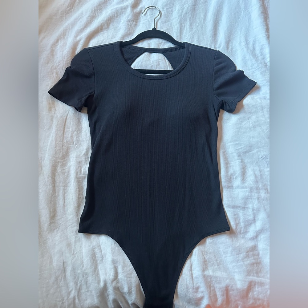 Vuori Black Ribbed Bodysuit
